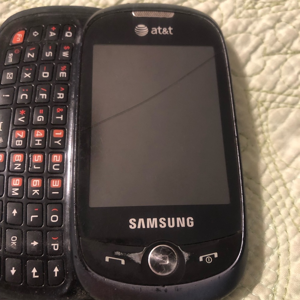 Vintage Cell Phones: Samsung Sprint Intercept & Samsung AT&T Flight 2 Parts Only - Picture 6 of 8